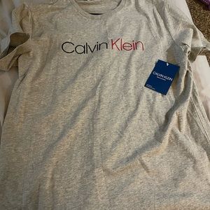 Calvin Klein women’s shirt xl with tags